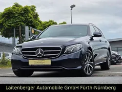 Blau Gebraucht 2020 Mercedes E300 Avantgarde Limousine | 27.900 € (Fairer Preis)