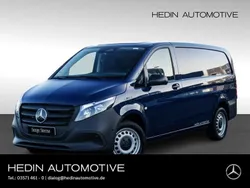 Blau Gebraucht 2025 Mercedes Vito Van / Kleinbus | 35.079 € (Guter Preis)