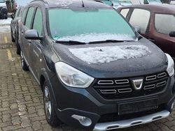 Grau Gebraucht 2021 Dacia Lodgy Stepway Van / Kleinbus | 12.799 € (Guter Preis)