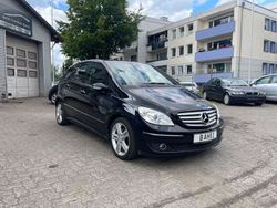 Schwarz Gebraucht 2007 Mercedes B180 Van / Kleinbus | 6.499 € (Fairer Preis)