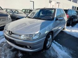 Silber Gebraucht 2000 Peugeot 306 Style Limousine | 2.599 €