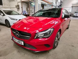 Rot Gebraucht 2018 Mercedes CLA180 Shooting Brake Kombi | 15.990 € (Guter Preis)