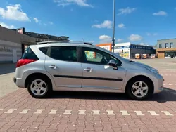 Silber Gebraucht 2009 Peugeot 207 Kombi | 2.500 € (Etwas zu teuer)