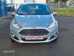 Silber Gebraucht 2014 Ford Fiesta Titanium Kleinwagen | 7.799 € (Fairer Preis)