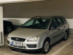Silber Gebraucht 2006 Ford Focus Limousine | 999 € (Guter Preis)