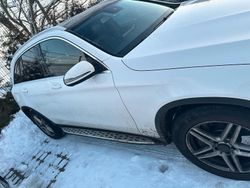 Weiß Gebraucht 2020 Mercedes GLC300 AMG line SUV | 34.999 € (Fairer Preis)