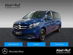 Blau Gebraucht 2021 Mercedes V220 Van / Kleinbus | 39.489 € (Superpreis)