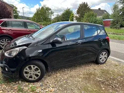 Schwarz Gebraucht 2015 Hyundai i10 Kleinwagen | 5.300 € (Fairer Preis)