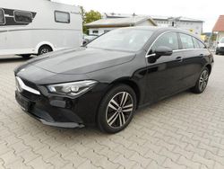 Schwarz Gebraucht 2021 Mercedes CLA250e Shooting Brake Kombi | 17.599 € (Guter Preis)