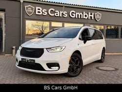 Weiß Gebraucht 2023 Chrysler Pacifica Limited SUV | 43.900 € (Teuer)