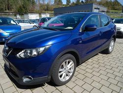 Blau Gebraucht 2014 Nissan Qashqai 360º SUV | 9.490 € (Etwas zu teuer)