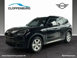 Schwarz Gebraucht 2025 Mini Countryman Classic SUV | 39.900 € (Superpreis)