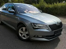 Grau Gebraucht 2016 Skoda Superb Ambition Limousine | 9.999 € (Fairer Preis)