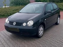 Schwarz Gebraucht 2003 VW Polo Kleinwagen | 1.800 €