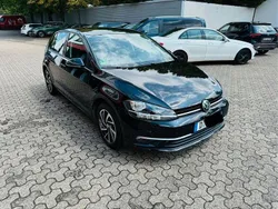 Schwarz Gebraucht 2018 VW Golf VII Join Limousine | 16.990 € (Guter Preis)