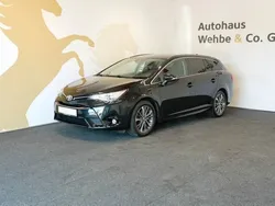 Schwarz Gebraucht 2017 Toyota Avensis Edition-S Kombi | 14.400 € (Fairer Preis)