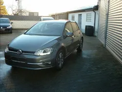 Grau Gebraucht 2017 VW Golf VII Sound Limousine | 16.900 € (Fairer Preis)