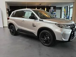 Silber Neu 2025 Suzuki Vitara Comfort SUV | 29.990 € (Etwas zu teuer)