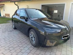 Schwarz Gebraucht 2023 BMW iX SUV | 50.800 € (Superpreis)
