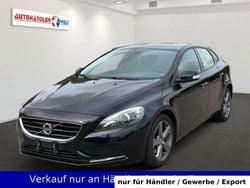Schwarz Gebraucht 2014 Volvo V40 You! Kombi | 6.699 € (Guter Preis)