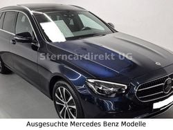 Nautikblaumetallic (metallic) Gebraucht 2022 Mercedes E300 Avantgarde Kombi | 38.890 € (Etwas zu teuer)