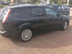 Braun Gebraucht 2009 Ford Focus Kombi | 3.300 € (Teuer)