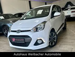 Weiß Gebraucht 2015 Hyundai i10 YES! Kleinwagen | 6.900 € (Guter Preis)