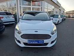 Weiß Gebraucht 2018 Ford S-MAX Titanium Van / Kleinbus | 13.990 € (Guter Preis)
