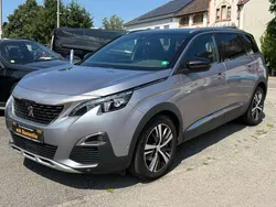 Grau Gebraucht 2018 Peugeot 5008 Allure GT-Line Van / Kleinbus | 19.900 € (Fairer Preis)