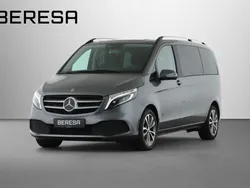 Selenitgrau Gebraucht 2022 Mercedes V220 Van / Kleinbus | 40.780 € (Guter Preis)