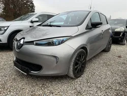 Grau Gebraucht 2016 Renault Zoe Intens Kleinwagen | 4.800 € (Fairer Preis)