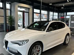 Weiß Gebraucht 2020 Alfa Romeo Stelvio Veloce SUV | 26.900 € (Teuer)