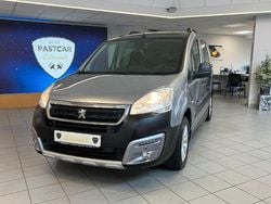 Silber Gebraucht 2018 Peugeot Partner Tepee Outdoor Van / Kleinbus | 10.300 € (Fairer Preis)