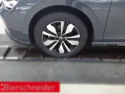 VW Golf VIII