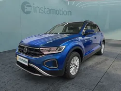 Blau Gebraucht 2023 VW T-Roc SUV | 28.505 € (Guter Preis)