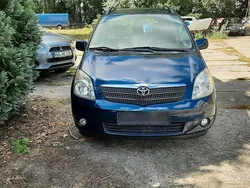 Blau Gebraucht 2003 Toyota Verso Van / Kleinbus | 2.950 €