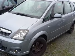 Grau Gebraucht 2009 Opel Meriva Van / Kleinbus | 1.350 € (Superpreis)