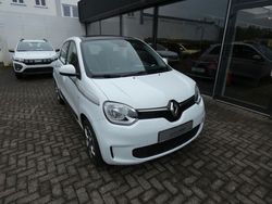 Weiß Gebraucht 2020 Renault Twingo LIMITED Kleinwagen | 9.900 € (Fairer Preis)