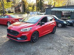 Rot Gebraucht 2023 Ford Fiesta Performance Edition Kleinwagen | 22.990 € (Guter Preis)