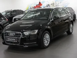 Schwarz Gebraucht 2015 Audi A3 Sportback Ambiente Limousine | 16.990 € (Fairer Preis)