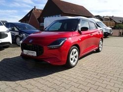 Rot Gebraucht 2025 Suzuki Swift Club Kleinwagen | 18.250 € (Teuer)