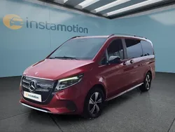 Rot Gebraucht 2024 Mercedes EQV300 Van / Kleinbus | 54.199 € (Etwas zu teuer)