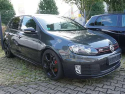 Carbon steel grey metallic Gebraucht 2009 VW Golf VI GTI Kleinwagen | 9.999 €