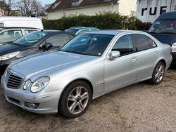 Silber Gebraucht 2008 Mercedes E280 Limousine | 4.500 €