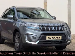 Grau Gebraucht 2022 Suzuki Vitara Comfort SUV | 22.290 € (Fairer Preis)