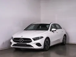 Weiß Gebraucht 2024 Mercedes A180 Progressive Limousine | 29.850 € (Fairer Preis)