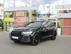Orcaschwarz metallic Gebraucht 2018 Audi SQ7 Sport SUV | 52.900 € (Etwas zu teuer)