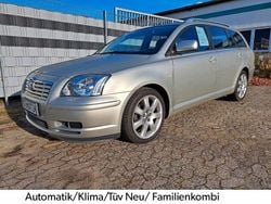 Silber Gebraucht 2005 Toyota Avensis Sol Kombi | 3.999 € (Fairer Preis)