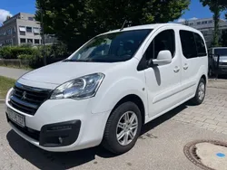 Weiß Gebraucht 2018 Peugeot Partner Tepee Active Van / Kleinbus | 12.700 € (Fairer Preis)