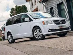 Weiß Gebraucht 2019 Dodge Grand Caravan SXT Van / Kleinbus | 34.990 €